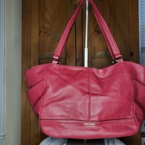 Coach Carrie Tote